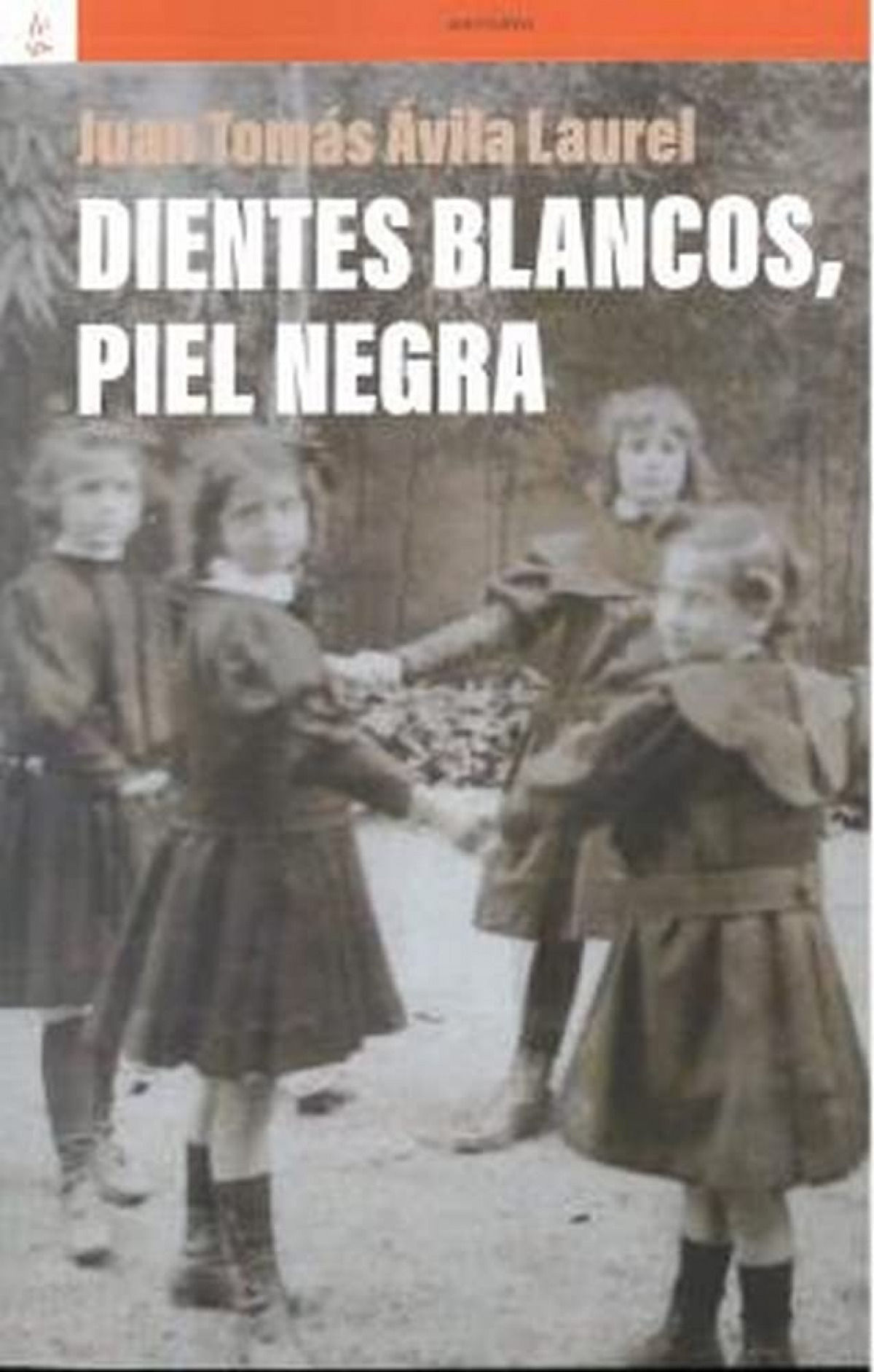 Dientes blancos, piel negra