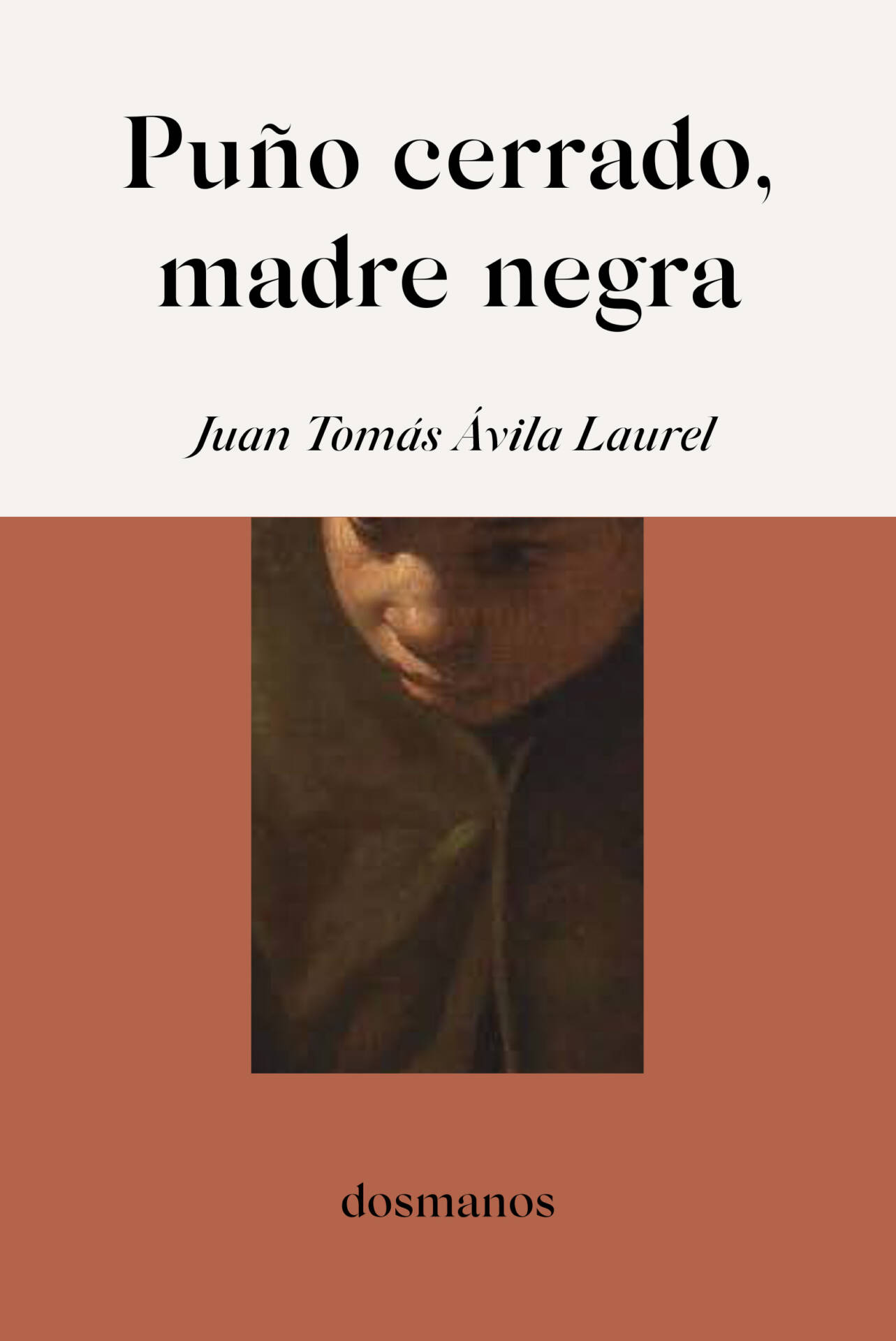 Puño cerrado, madre negra